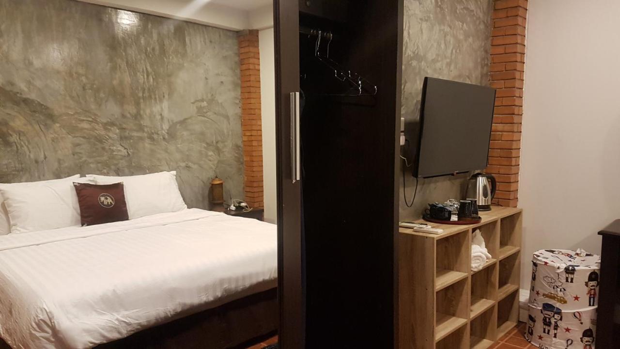 The Loft Riverside Chiangmai Hotel Chiang Mai Zewnętrze zdjęcie